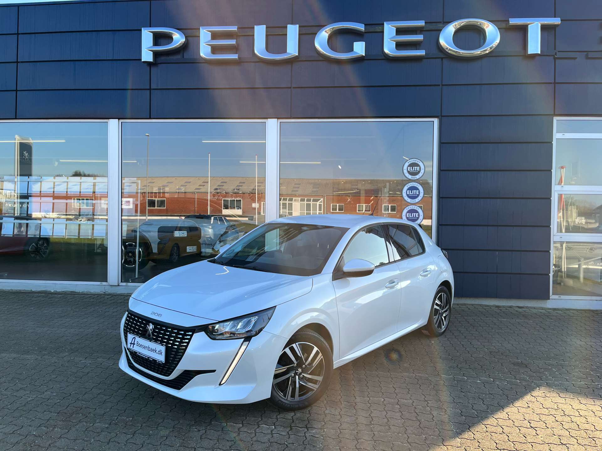 Peugeot 208 1,2 PureTech Allure Grand 100HK 5d 6g