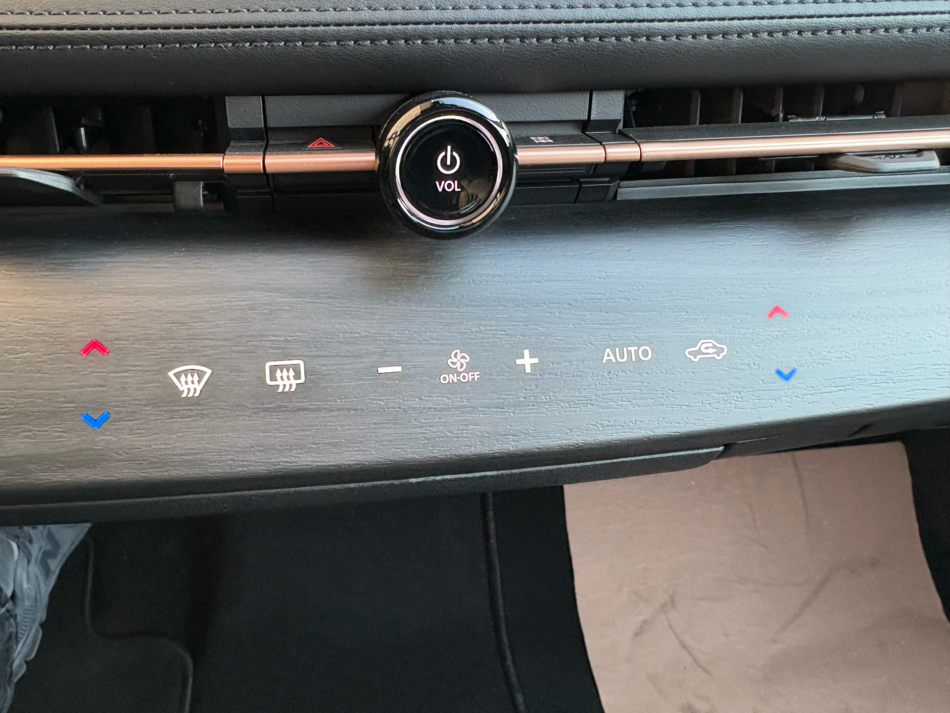 Grøn Nissan Ariya fra 2023