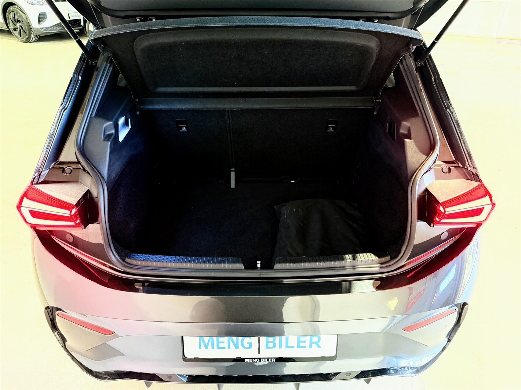 Cupra Born 77 kWh EL e-Boost 231HK 5d Aut.