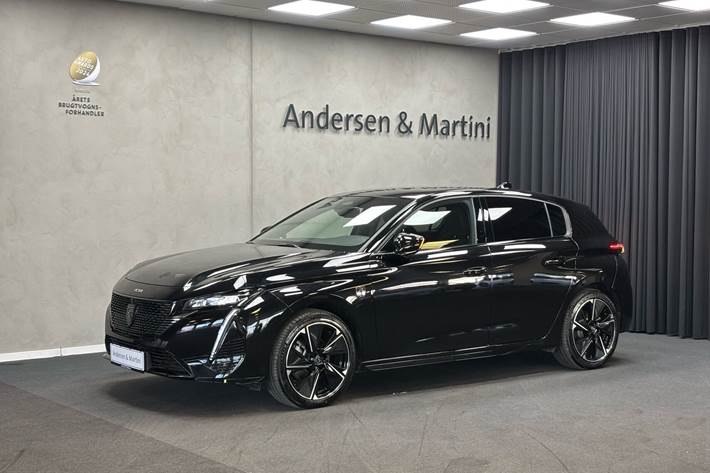 Sort Peugeot E-308 fra 2025 set udefra