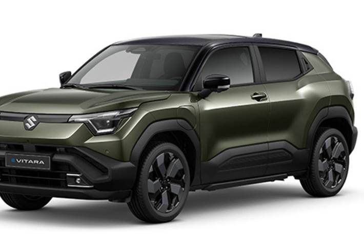 Grøn Suzuki eVitara fra 2025 set udefra