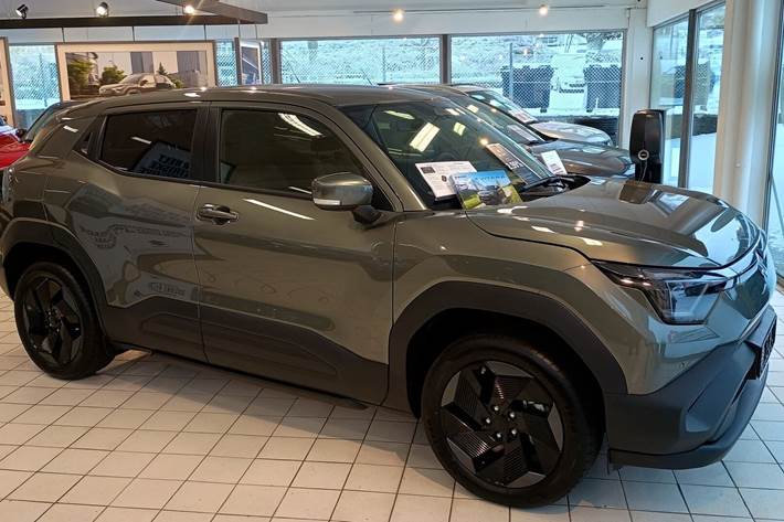 Grøn Suzuki eVitara fra 2025