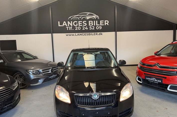 Sort Skoda Fabia fra 2009