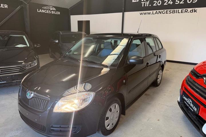 Sort Skoda Fabia fra 2009