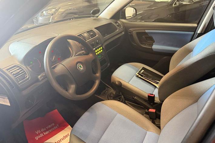 Sort Skoda Fabia fra 2009