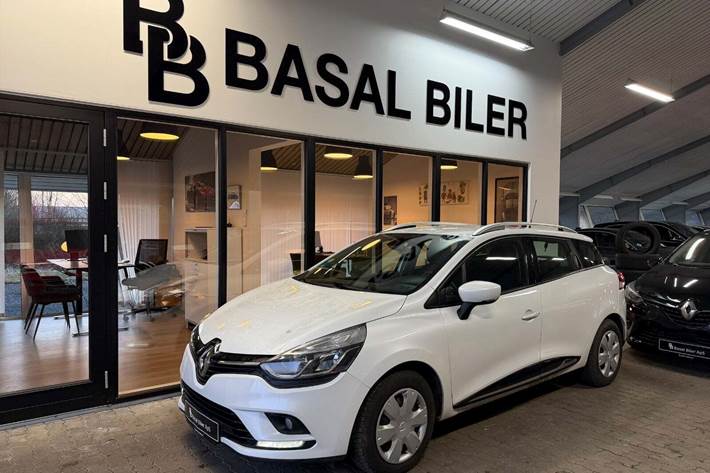 Hvid Renault Clio IV fra 2017