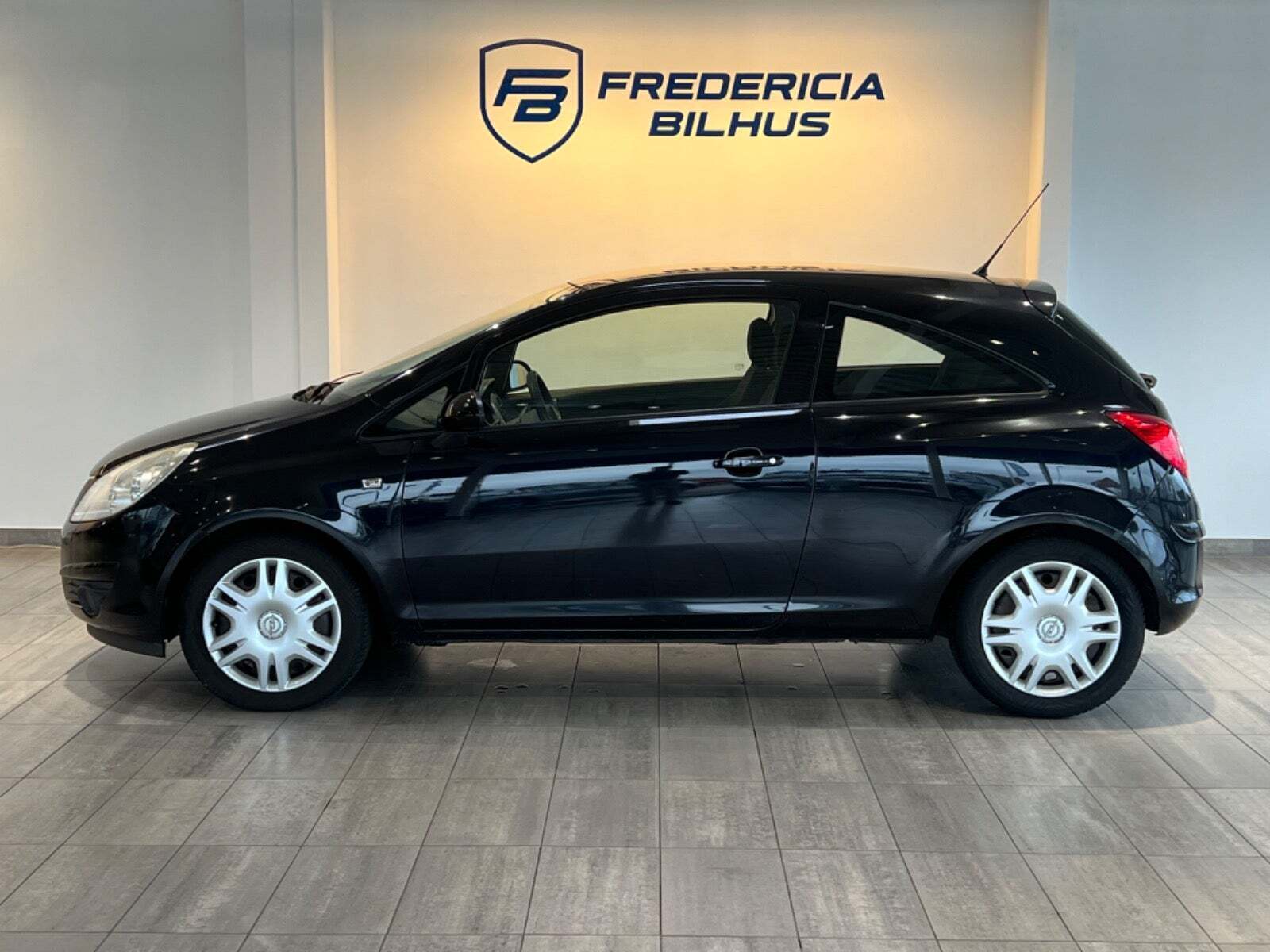 Opel Corsa 1,0 12V Essentia