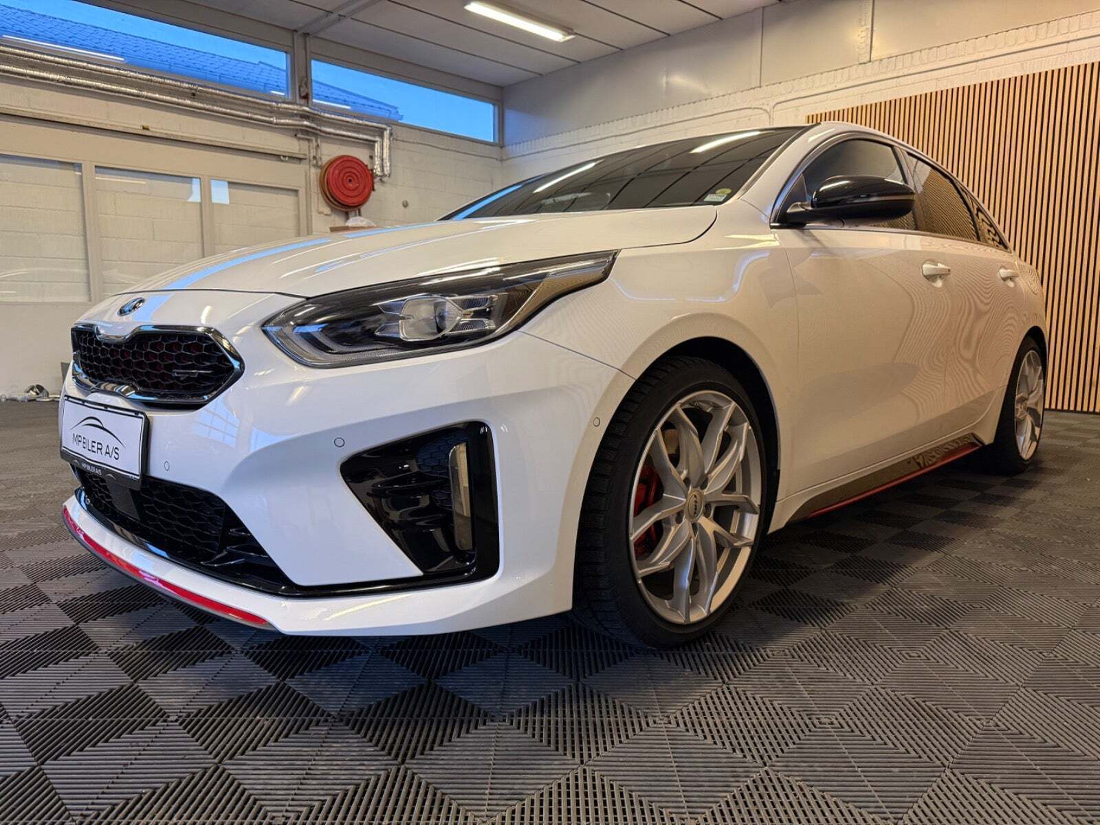 Kia ProCeed 1,6 T-GDi GT DCT