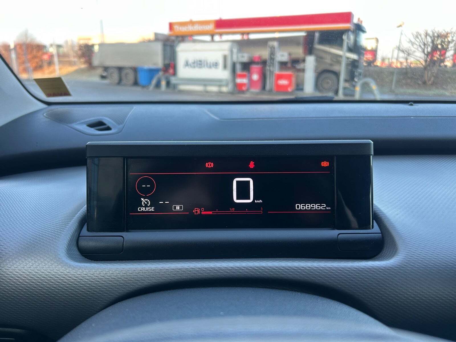 Sort Citroën C4 Cactus fra 2018