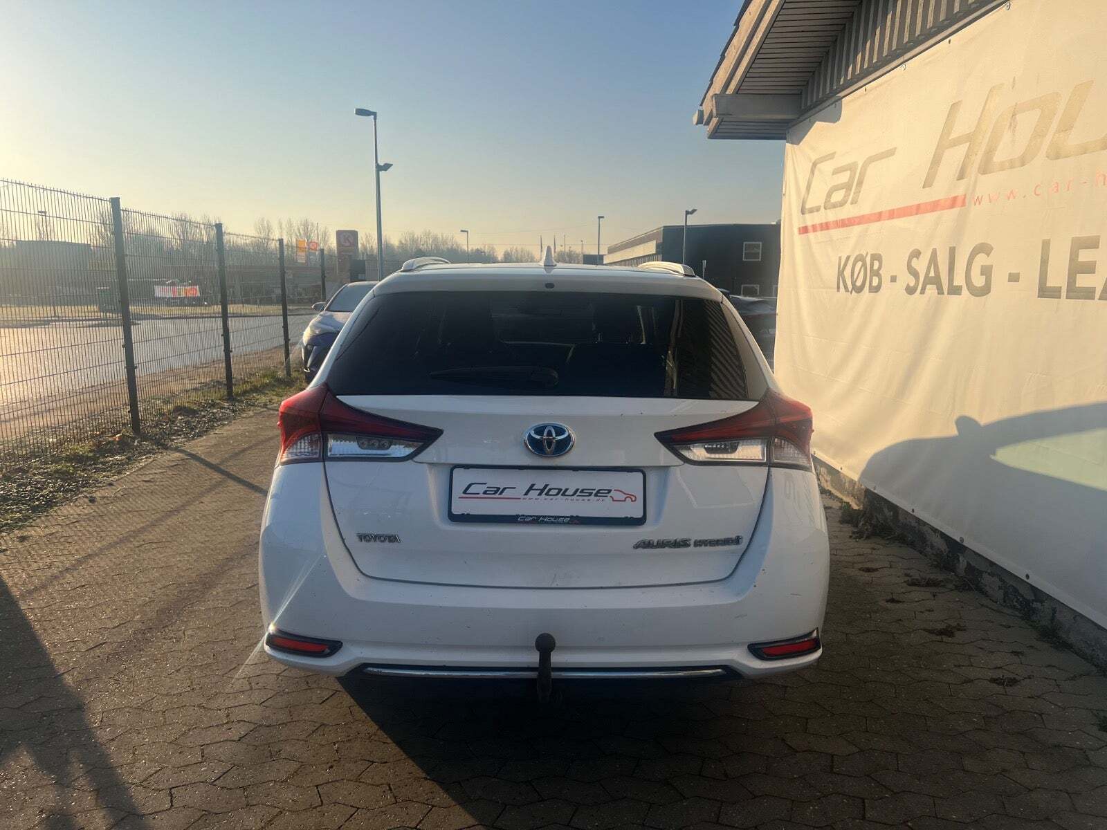 Toyota Auris 1,8 Hybrid H2 Touring Sports CVT Van