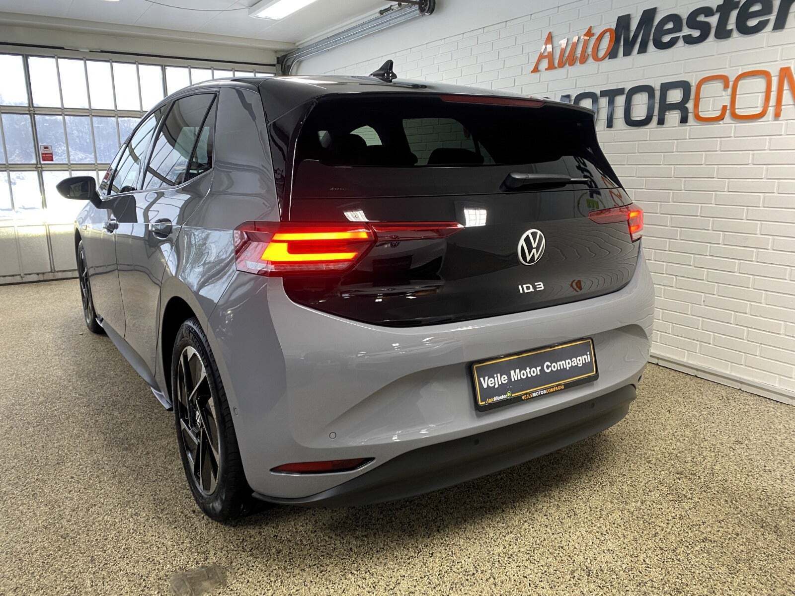 Grå VW ID.3 fra 2023