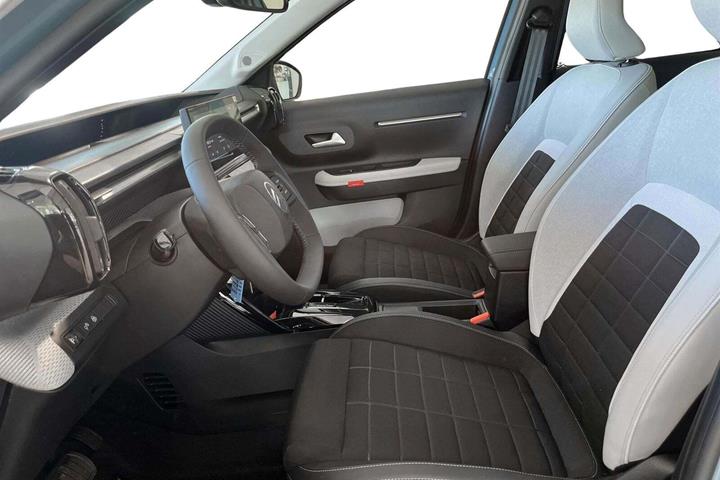 Blå Citroën ë-C3 fra 2025 set indefra