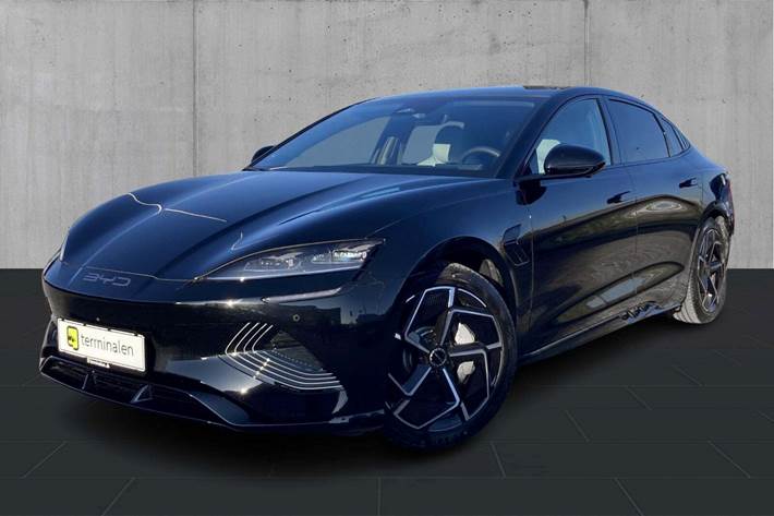 Sort BYD Seal fra 2024 set udefra