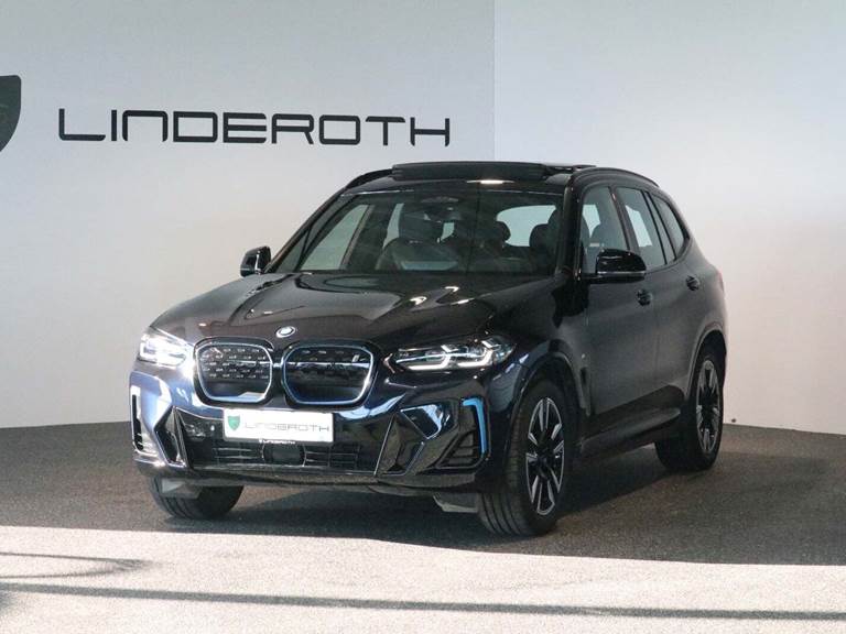 BMW iX3 Charged M-Sport