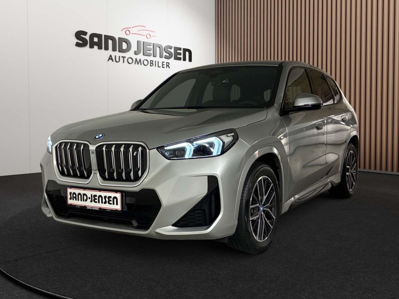 BMW iX1 xDrive30 M-Sport Premium