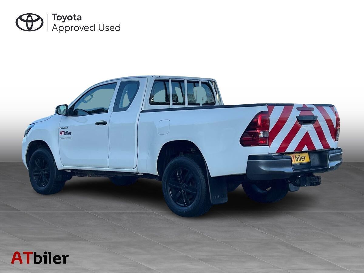 Toyota HiLux 2,4 Extra Cab D-4D T2 AWD 150HK Pick-Up 6g