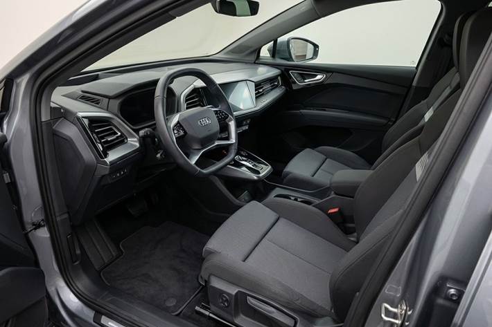 Hvid Audi Q4 fra 2022