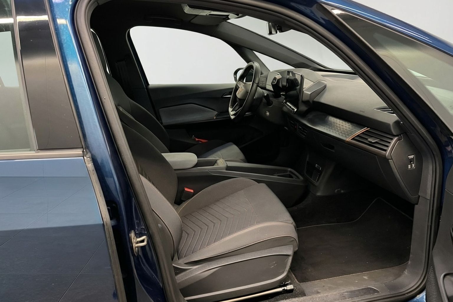 Blå Cupra Born fra 2021