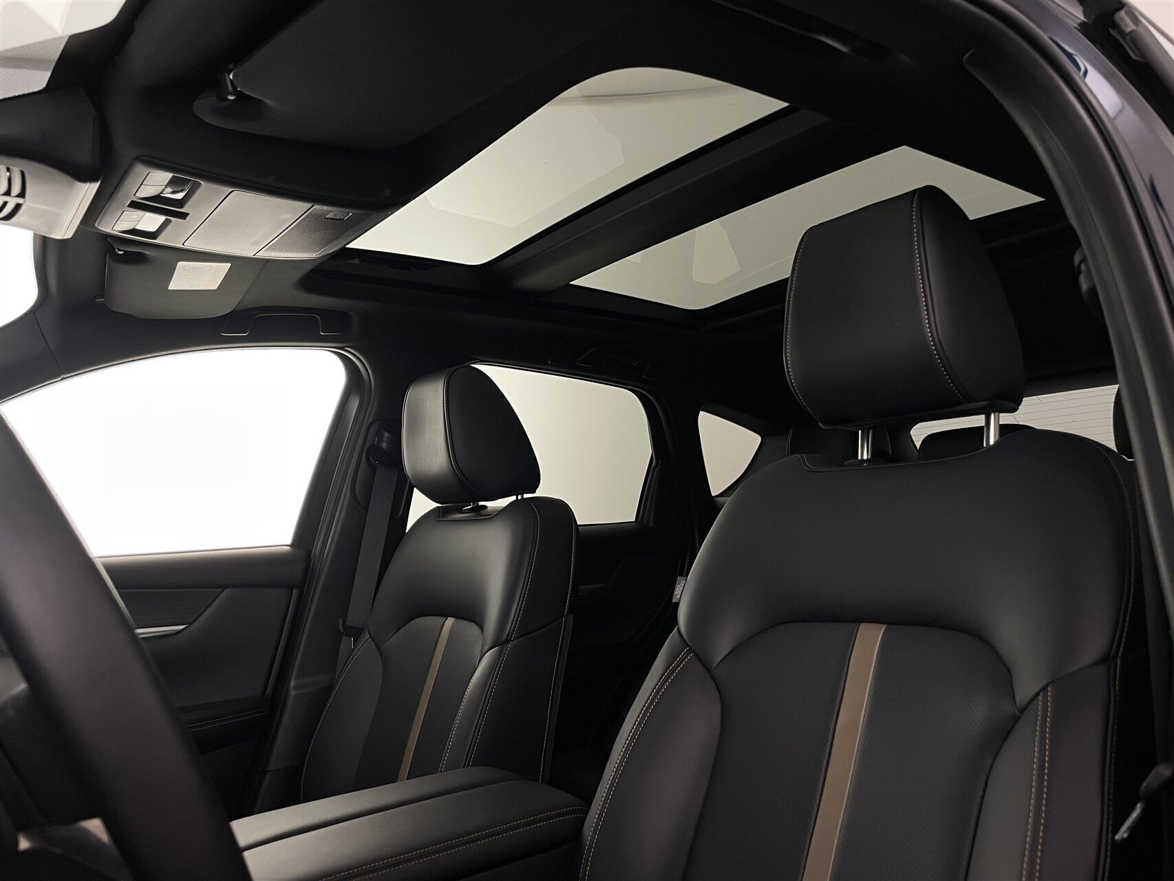 Blå Mazda CX-60 fra 2025