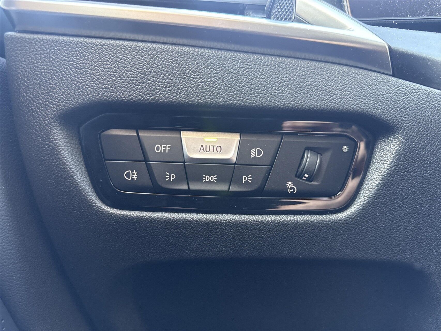 Hvid BMW i4 fra 2025