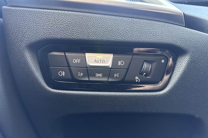 Hvid BMW i4 fra 2025