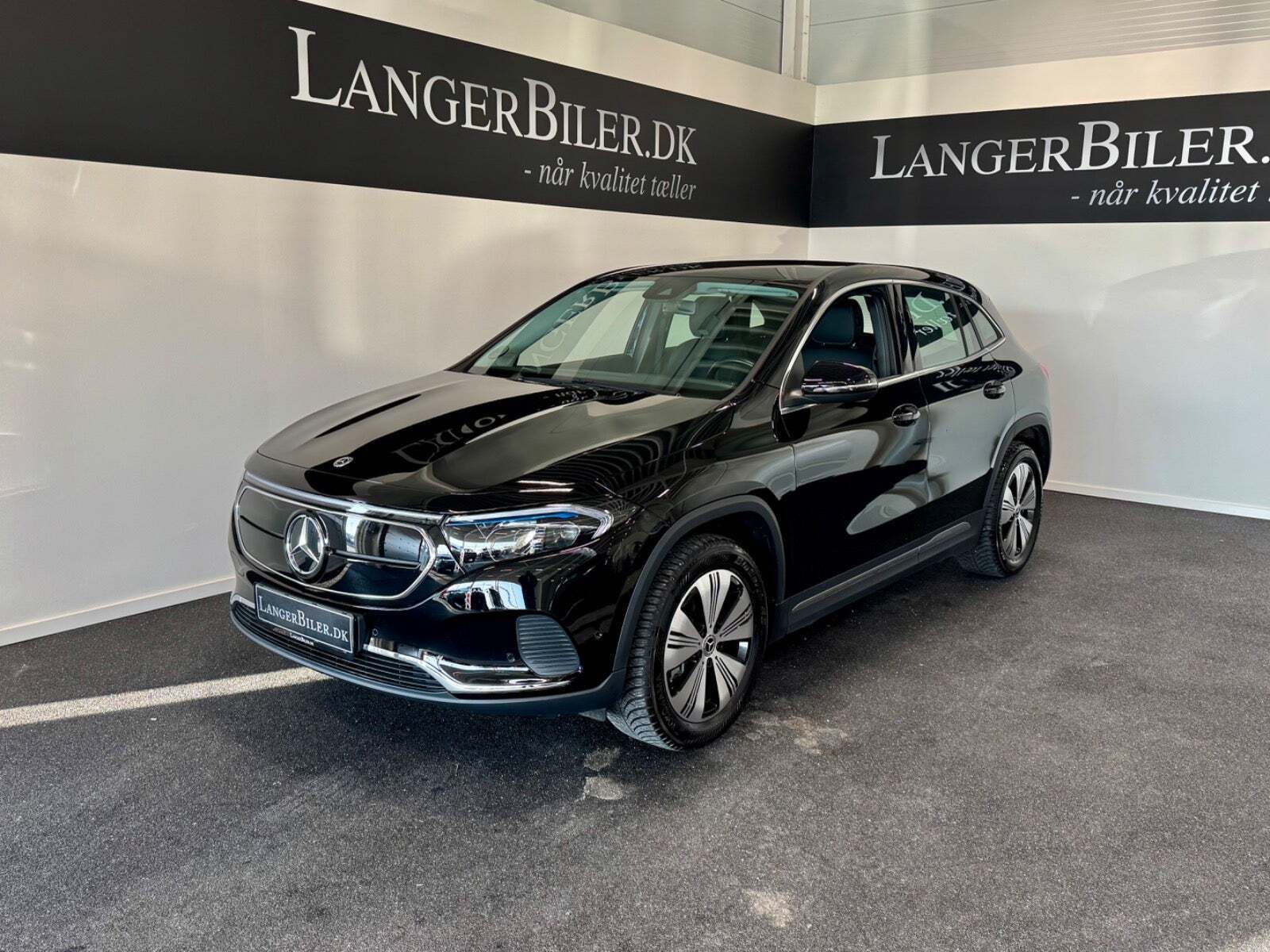 Sort Mercedes EQA250+ fra 2023