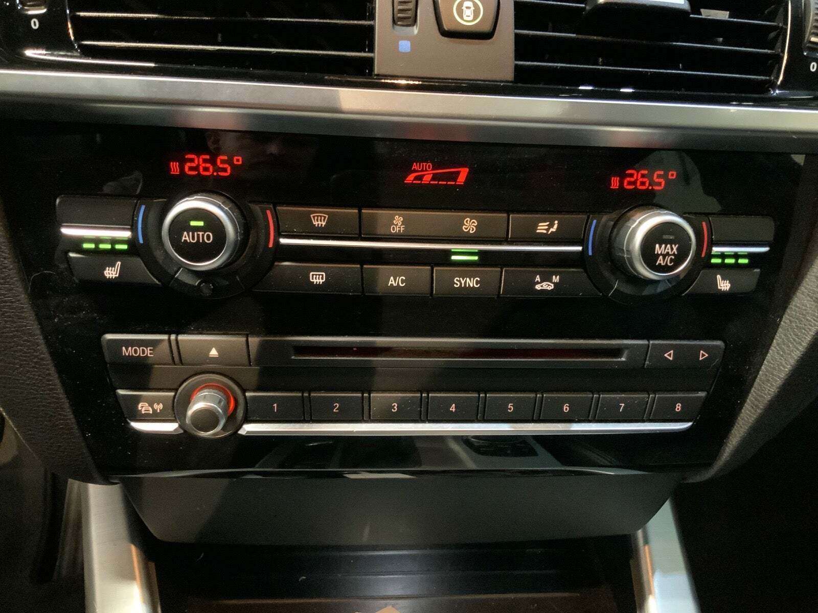 Sølv BMW X3 fra 2014