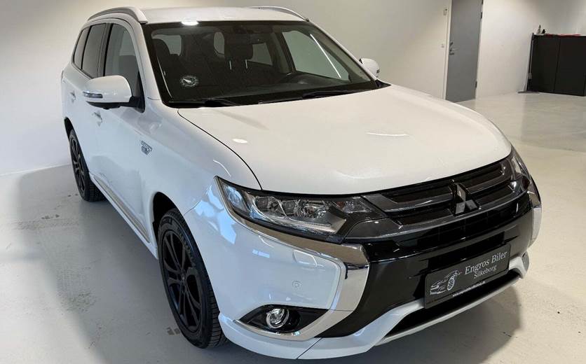 Mitsubishi Outlander 2,0 PHEV Instyle CVT