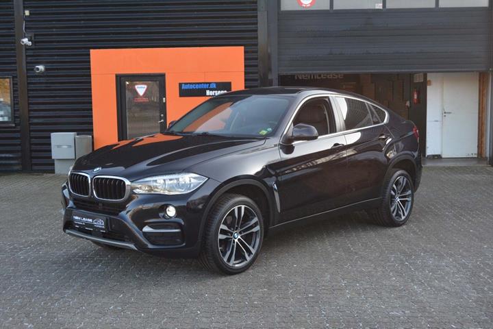 Sort BMW X6 fra 2015
