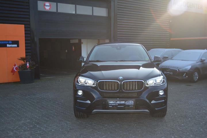 Sort BMW X6 fra 2015