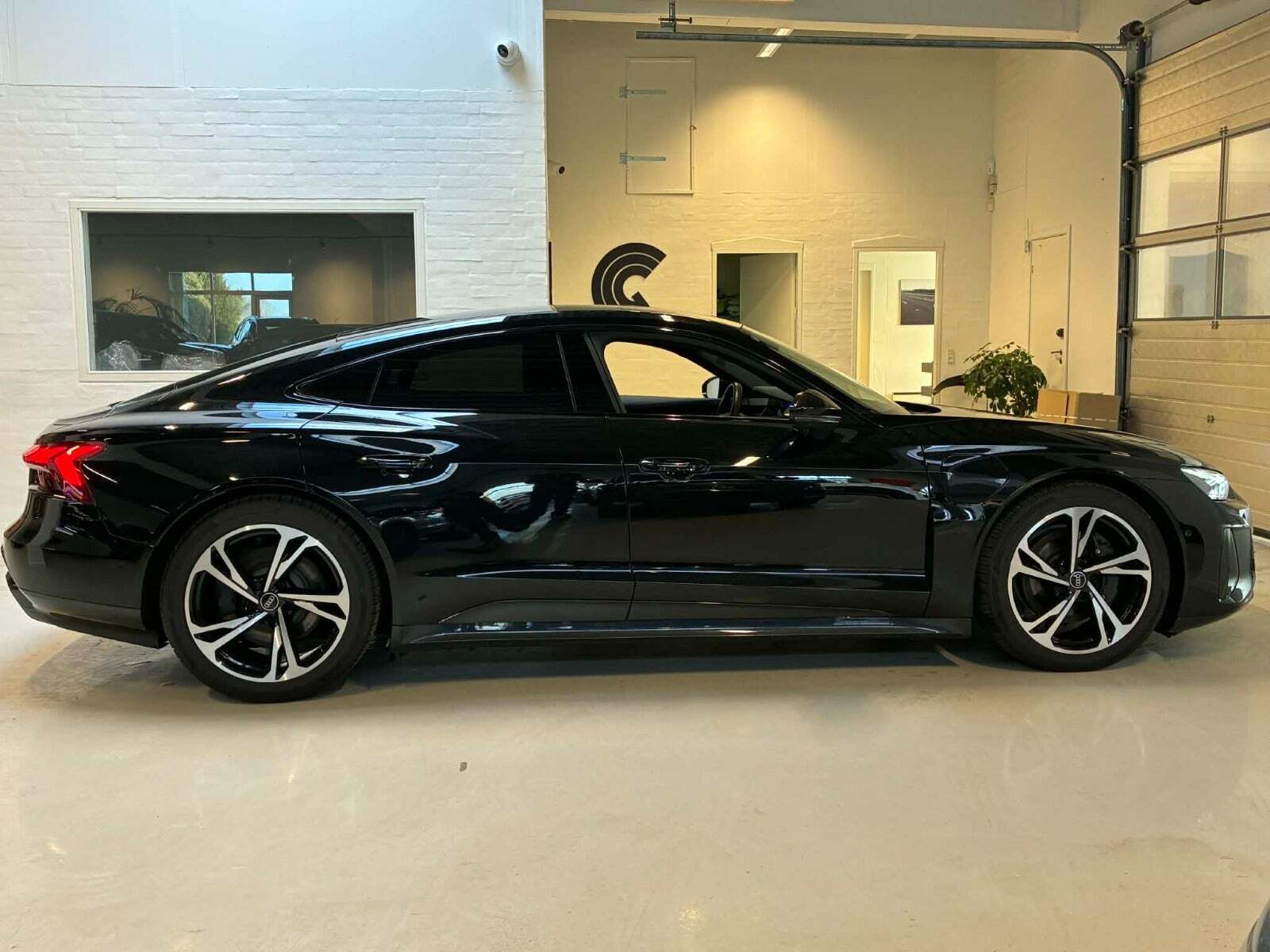 Audi e-tron GT quattro