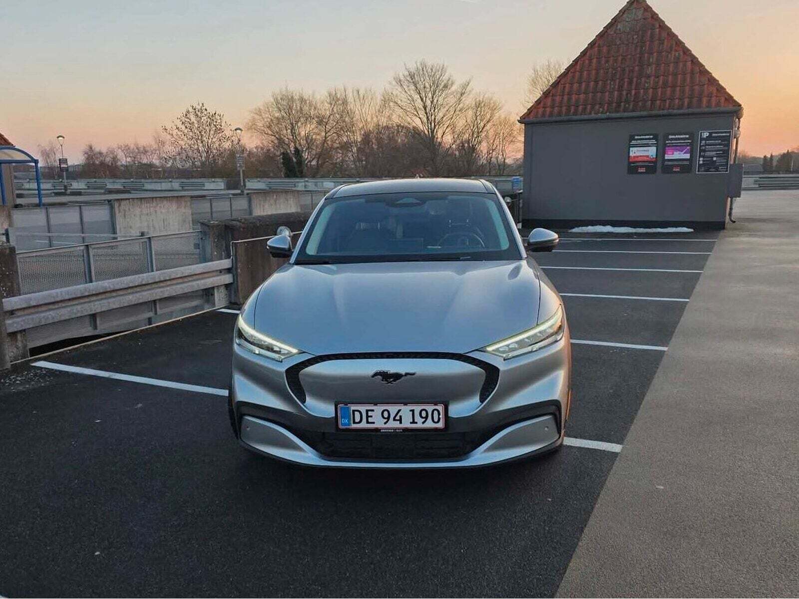 Ford Mustang Mach-E 88 Extended Range