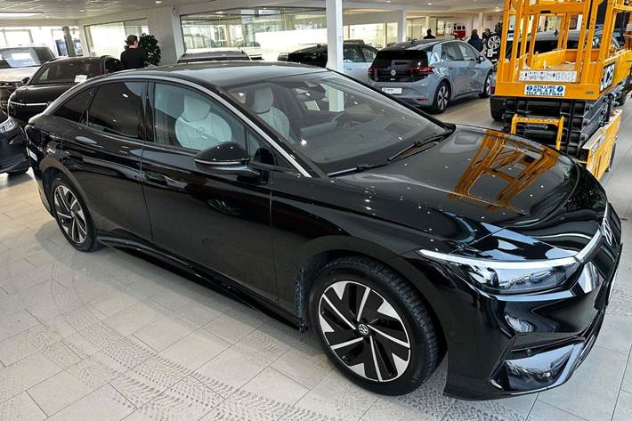 Sort VW ID.7 fra 2024