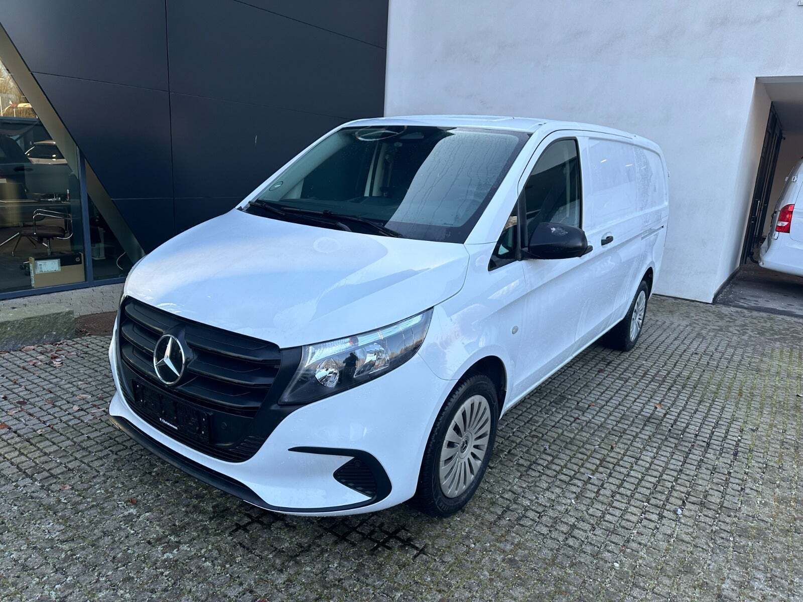 Mercedes Vito 114 2,0 CDi A2 Kassevogn PRO aut. RWD