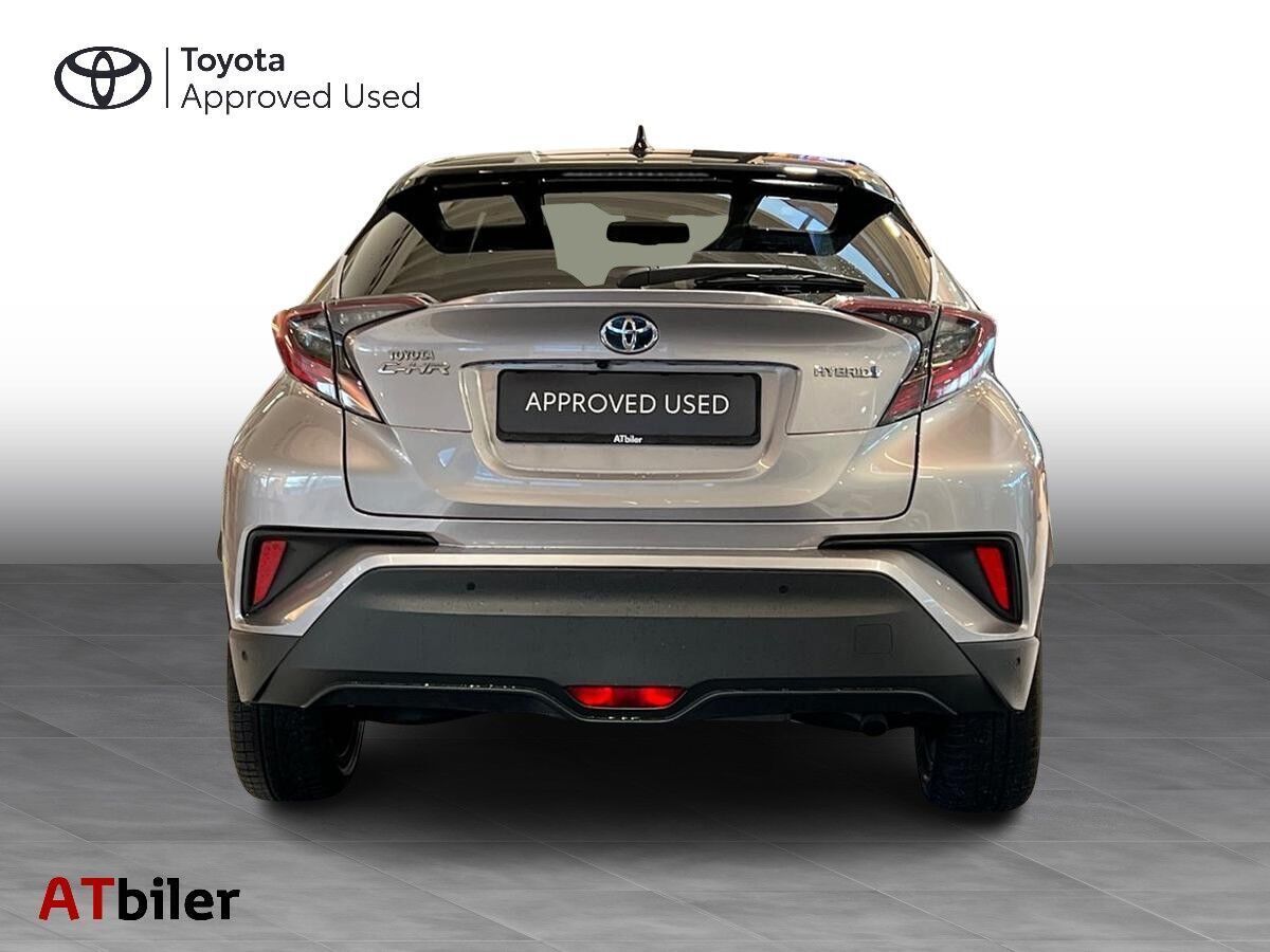 Toyota C-HR 1,8 Hybrid C-LUB Premium Selected Bi-tone Multidrive S 122HK 5d Aut.