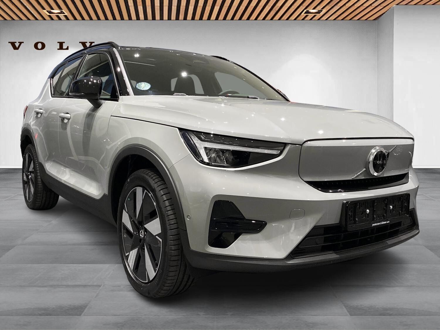 Volvo EX40 Single Motor Extended Range Ultra 252HK 5d Aut.