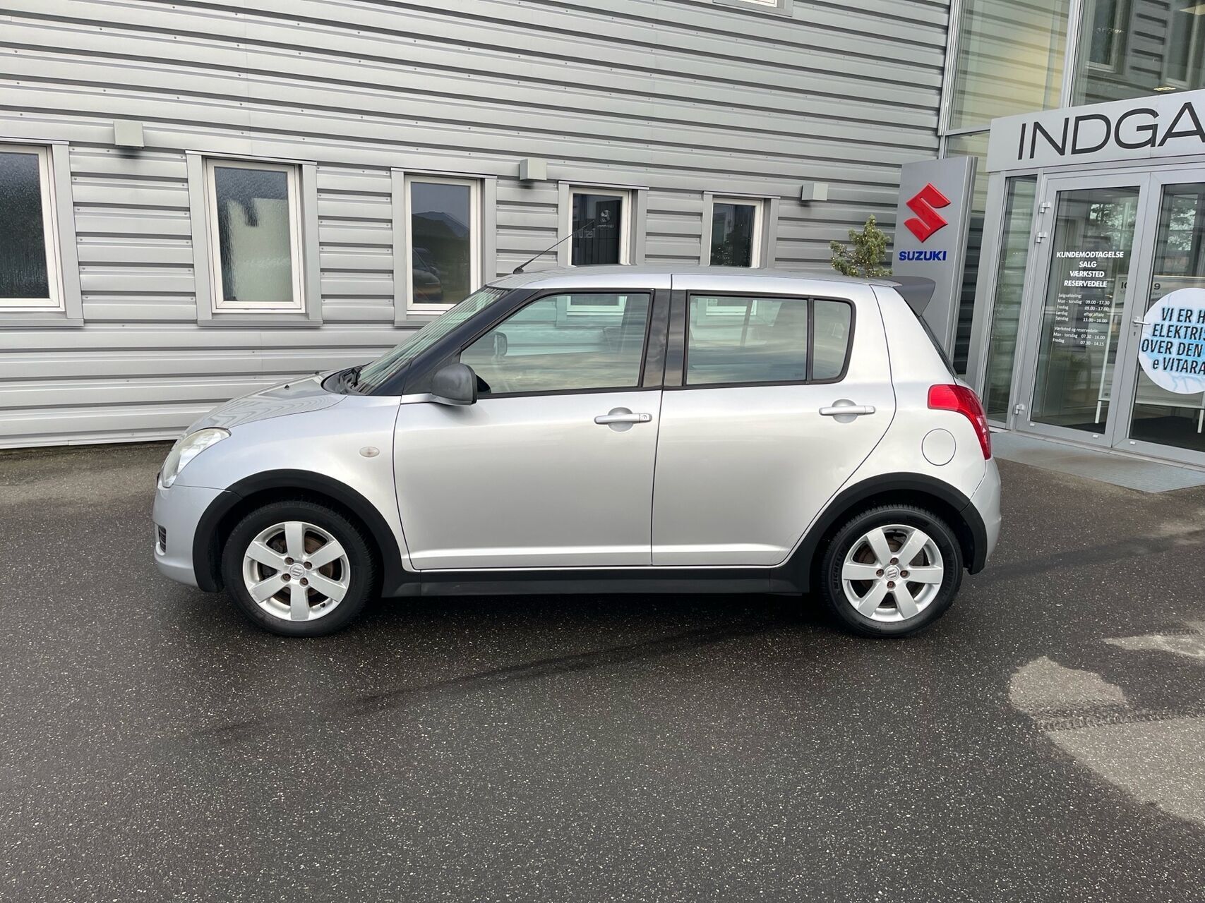 Suzuki Swift 1,3 GLS 92HK 5d