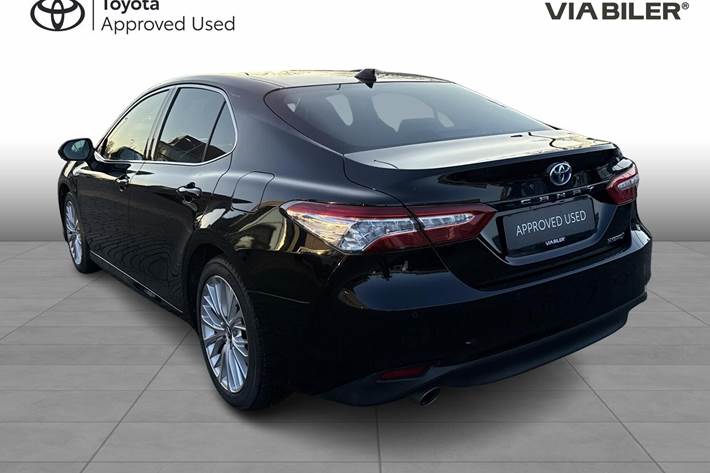Sort Toyota Camry fra 2019