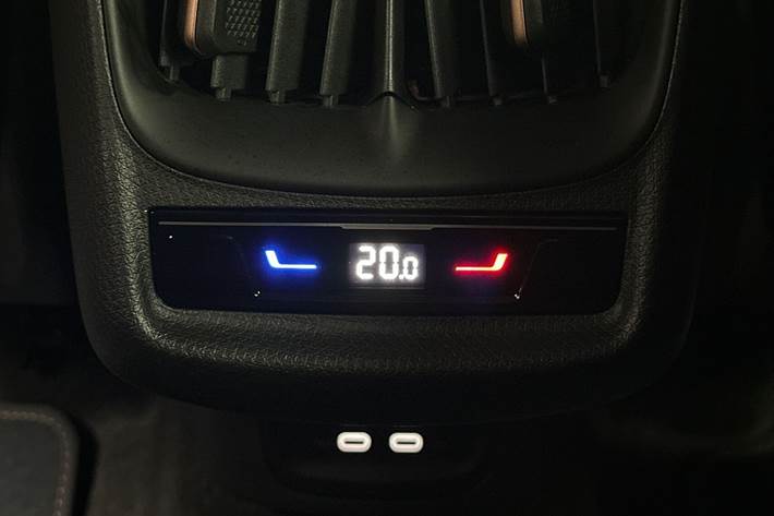Hvid Cupra Tavascan fra 2025