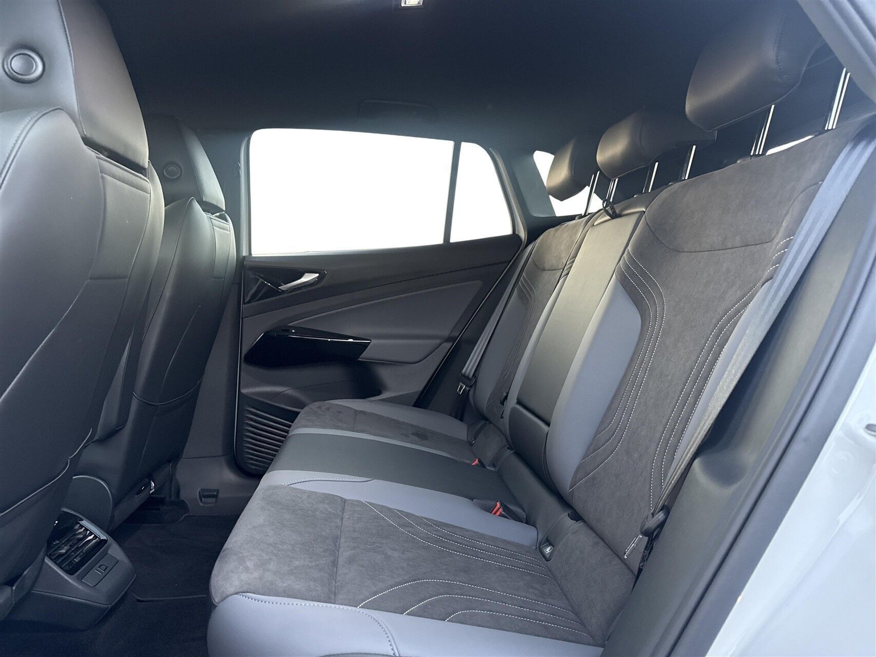 VW ID.4 EL Style+ 286HK 5d Aut.