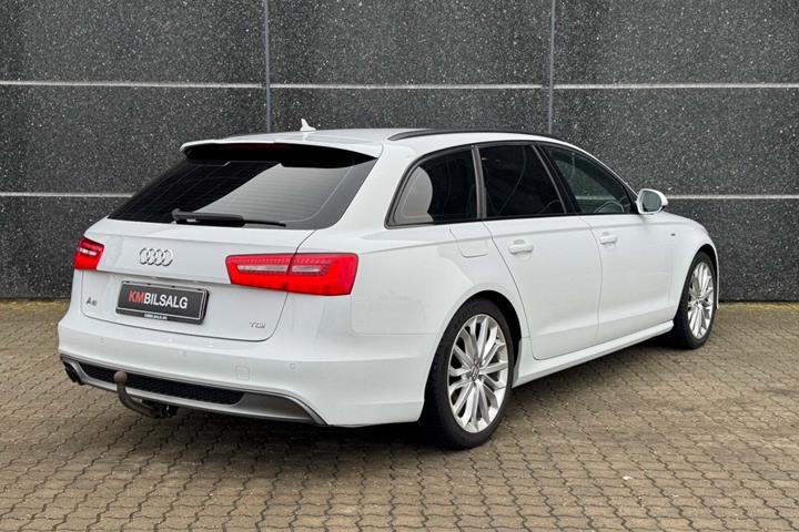 Hvid Audi A6 fra 2013
