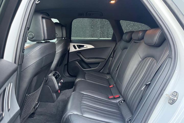 Hvid Audi A6 fra 2013