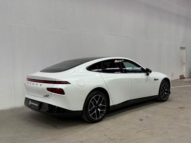 Xpeng P7 Performance