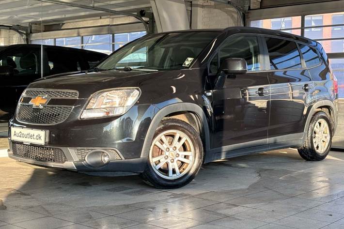 Sort Chevrolet Orlando fra 2013 set udefra