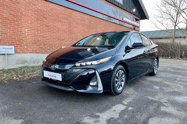 Sort Toyota Prius fra 2020