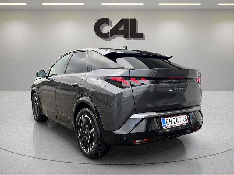 Peugeot e-3008 77 GT Pack