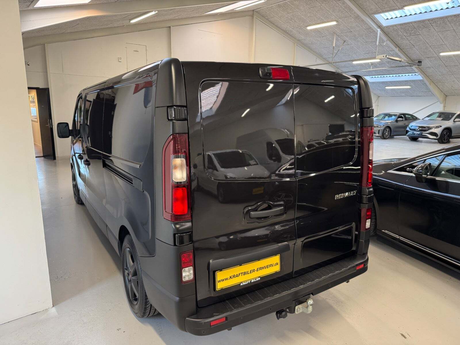 Renault Trafic T29 2,0 dCi 145 L2H1