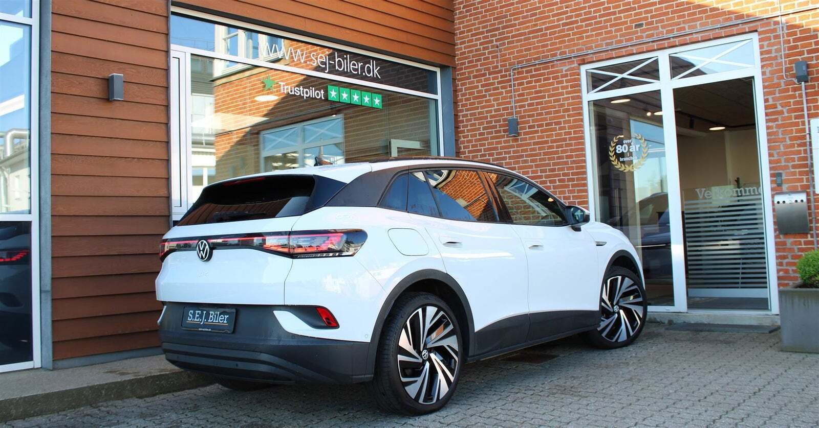 Hvid VW ID.4 fra 2023