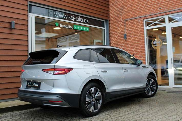 Sølv Skoda Enyaq fra 2024
