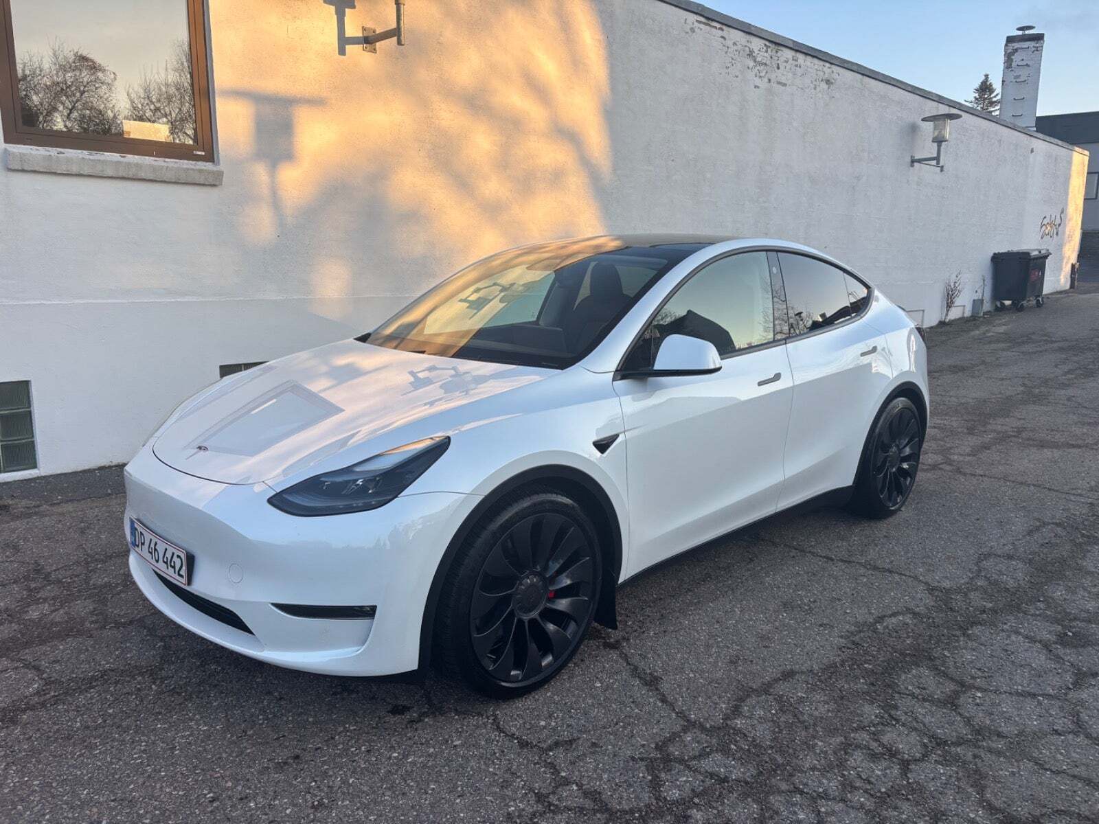 Tesla Model Y Performance AWD